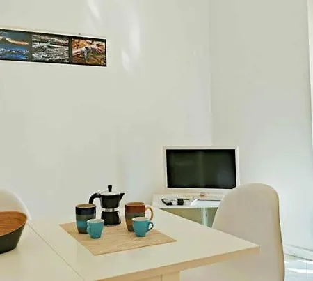 Appartamento Napoli Felix: Soggiornare Al Centro In Posizione Tranquilla Esterno foto